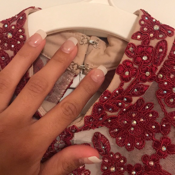 Maroon homecoming/prom/event dress - Picture 3 of 5